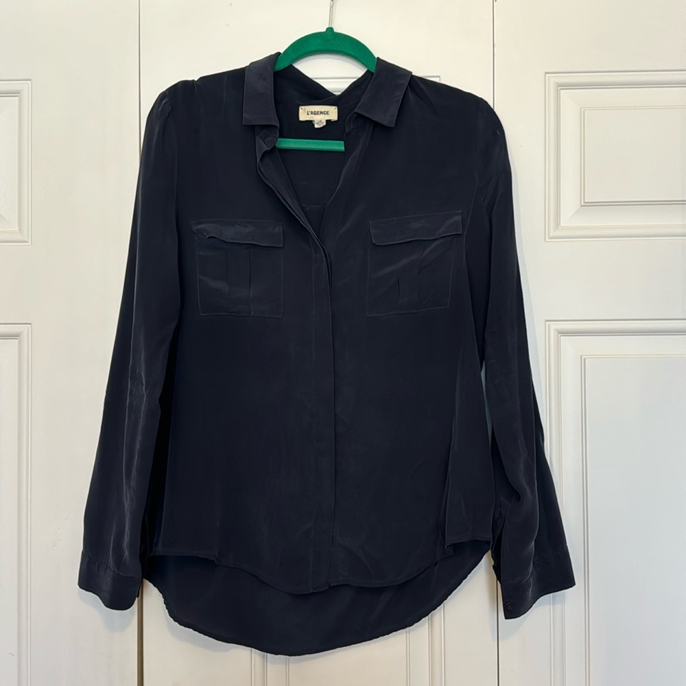 L’Agence 100% silk buttoned up shirt